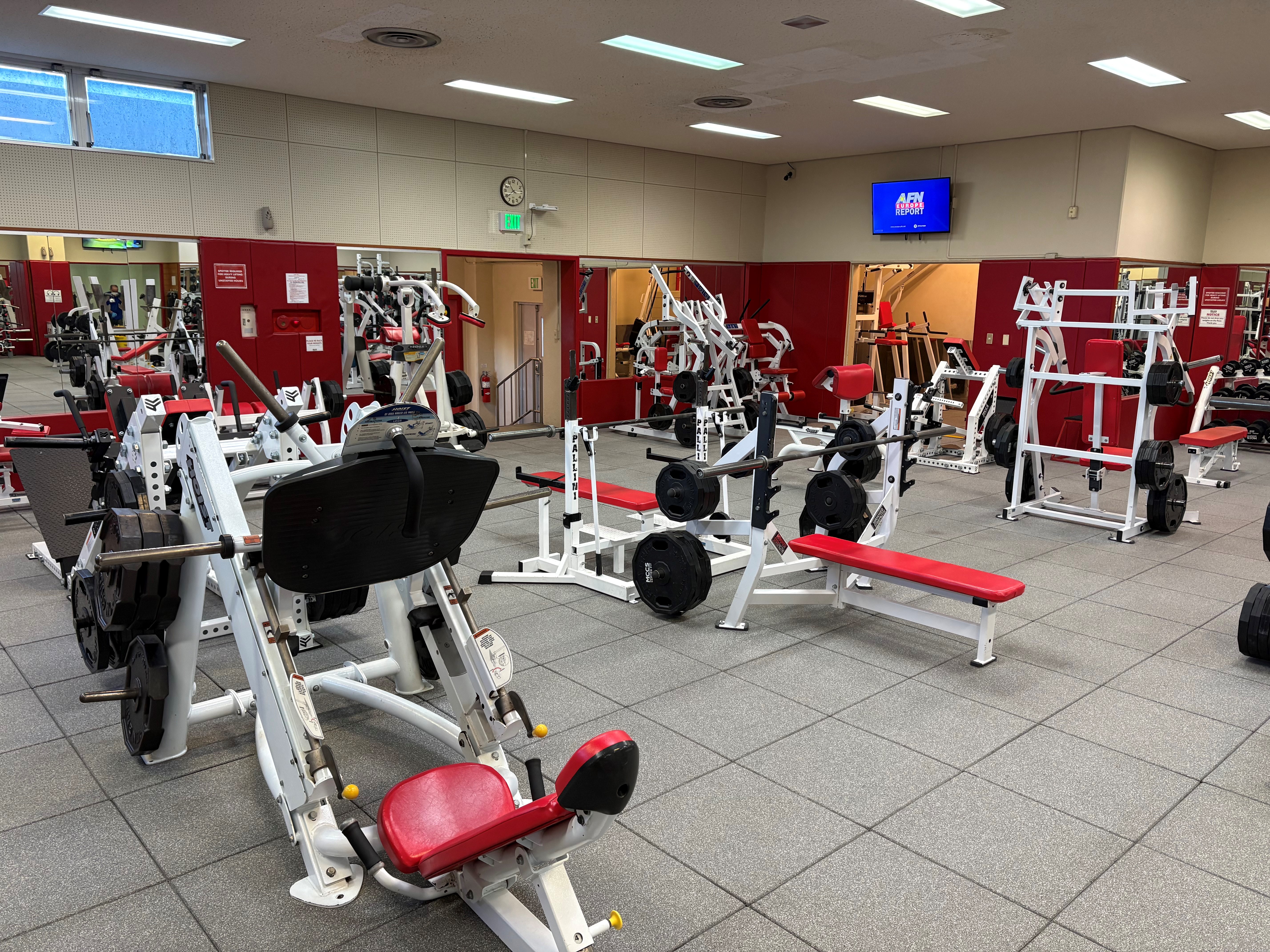 Upper Weight Room 1 v2.jpg