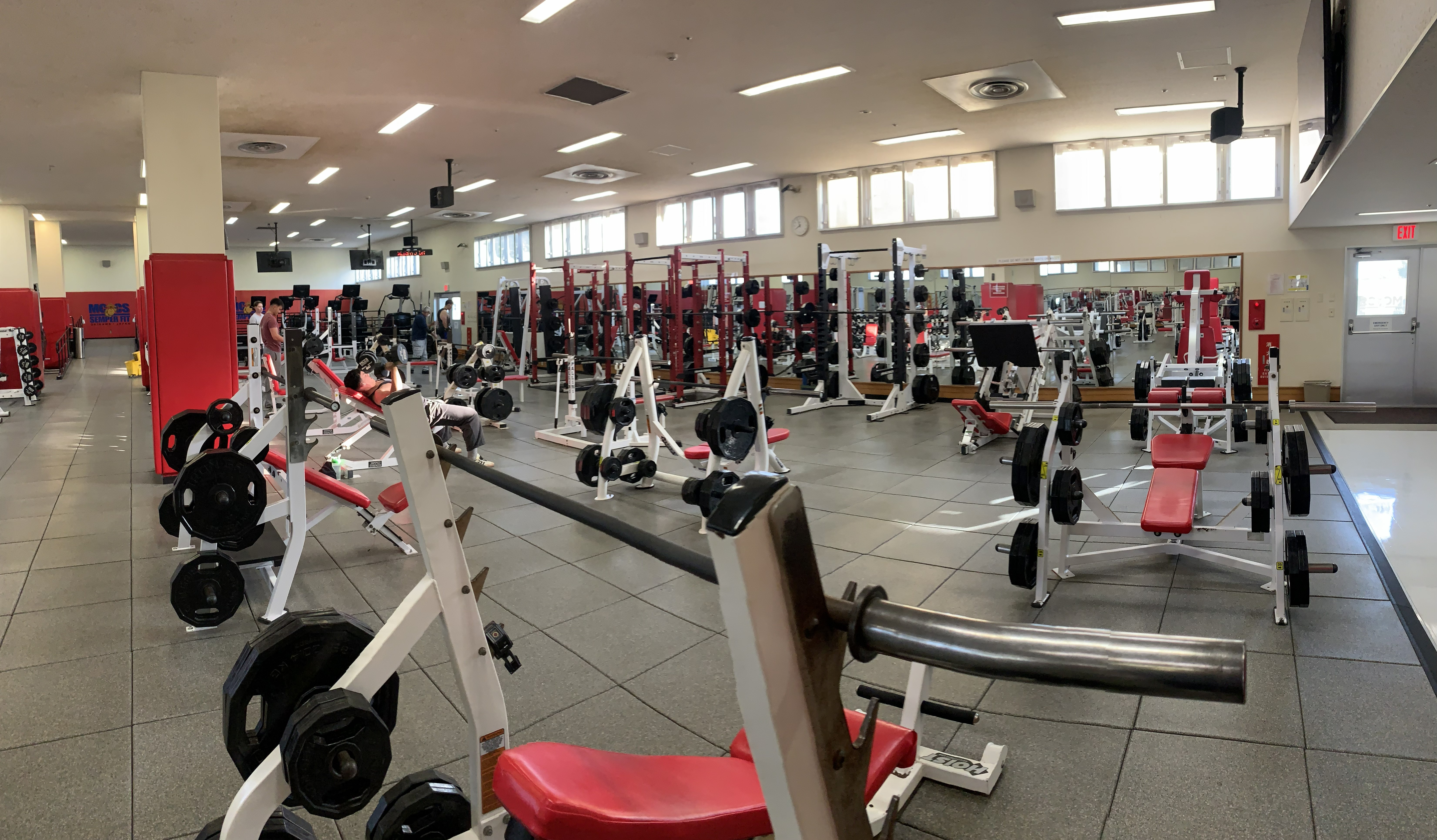 RIGHT SIDE WEIGHT ROOM.jpg