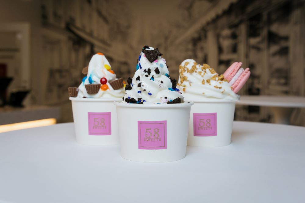 58 Sweets Frozen Yogurt Toppings, MSC-9_2.jpg